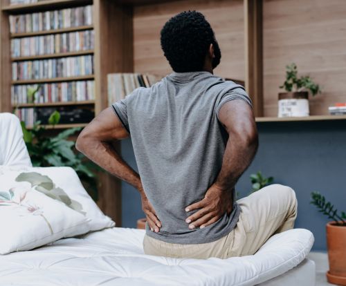 Why Your Mattress Causes Morning Back Pain and How to Fix It